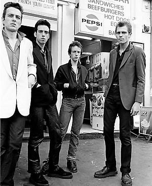 elsotaescala's tweet photo. #bersions
470.- #TheClash "Junco Partner" -1980- (#BobShad) #JamesWaynes -1951-
https://t.co/93UqVheC2A https://t.co/D8JhcCOkd6