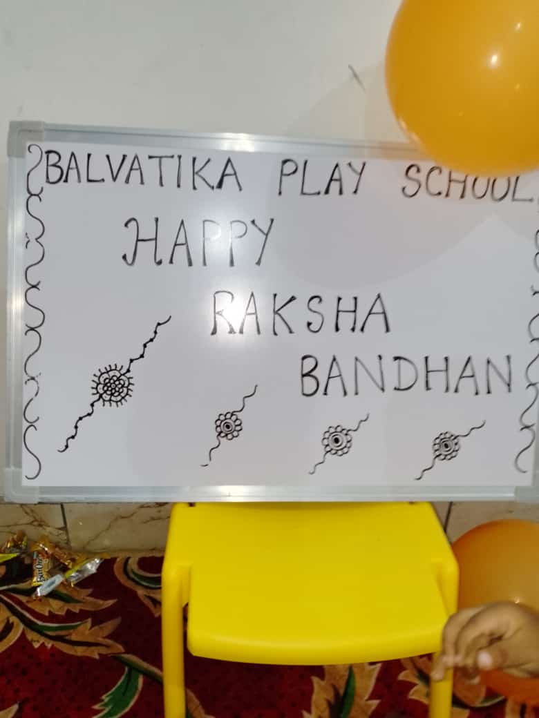 ankit_bragnam's tweet photo. Raksha Bandhan is celebrated at Balvatika pre-School Ambala, Haryana (HR)
#bragnam #balvatika #RakshaBandhan #celebrate #balvatikaplayschool #ambala #preschool #kids #activities https://t.co/L0Nx8ewl0l