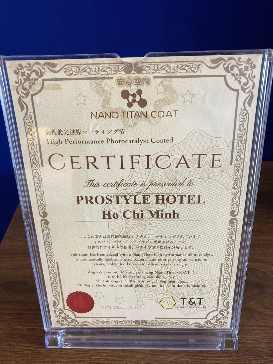 nakazato0302's tweet photo. 居室をリノベーションしたPROSTYLE HOTELで空間噴霧のコーティング施工。

ベトナムは湿度管理(換気が弱い、窓がないなど)が弱いホテルが多いのでカビ臭や雑菌の匂いがする部屋が多いんです。

新デザインの部屋をより快適にと。
消臭、抗菌仕様にしていきます！

https://t.co/TQdwusU1yY https://t.co/g2LvovHNcH