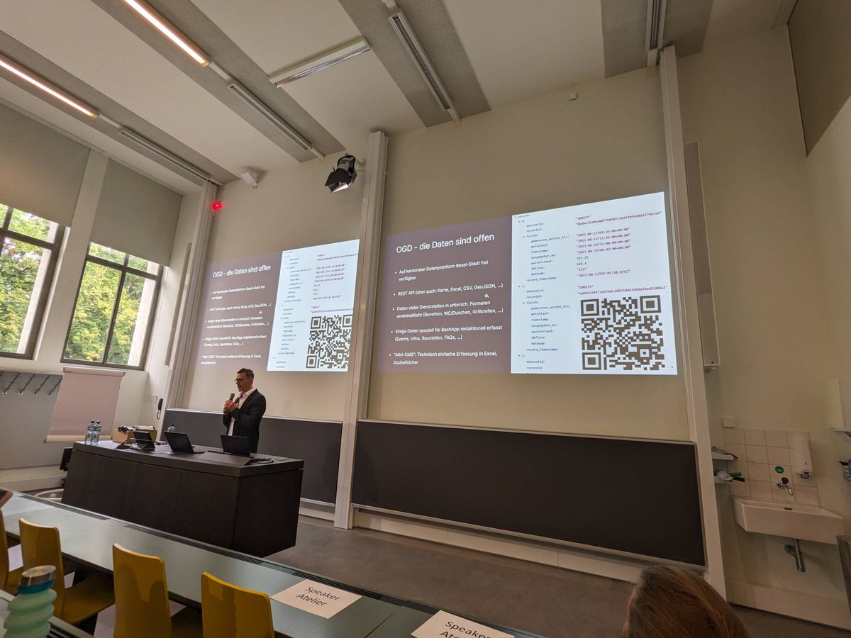 opendataswiss's tweet photo. #JSS23 Le canton de Bâle-Ville @OpenDataBS présente https://t.co/JR6vUCbzS6, l’app qui informe la communauté d’amateurs de baignade en rivière sur l’état du #Rhin – un exemple d’utilisation d’#OpenData https://t.co/W4Dhc5hl7R #OGD #datareuse @jonasbieri https://t.co/DBXbP6NPVW