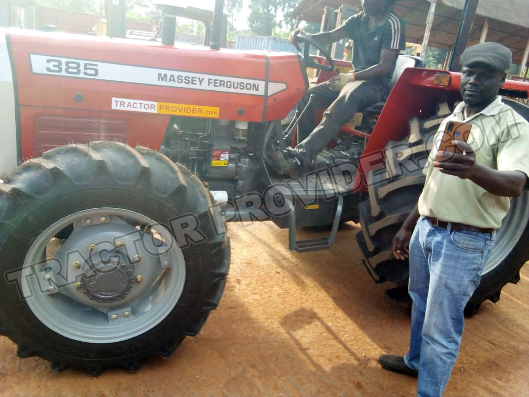 TractorProvider's tweet photo. The Tractor Provider family has added another happy client.
Huge Stock of Tractors &amp; Farm Implements available at Discounted Price

WhatsApp : https://t.co/i65P2gUToq
Visit at : https://t.co/shc8T4BL15

#Tractorsforzambia #brandnewtractor #masseyfergusontractors #agriculture https://t.co/vgTJZE67RP