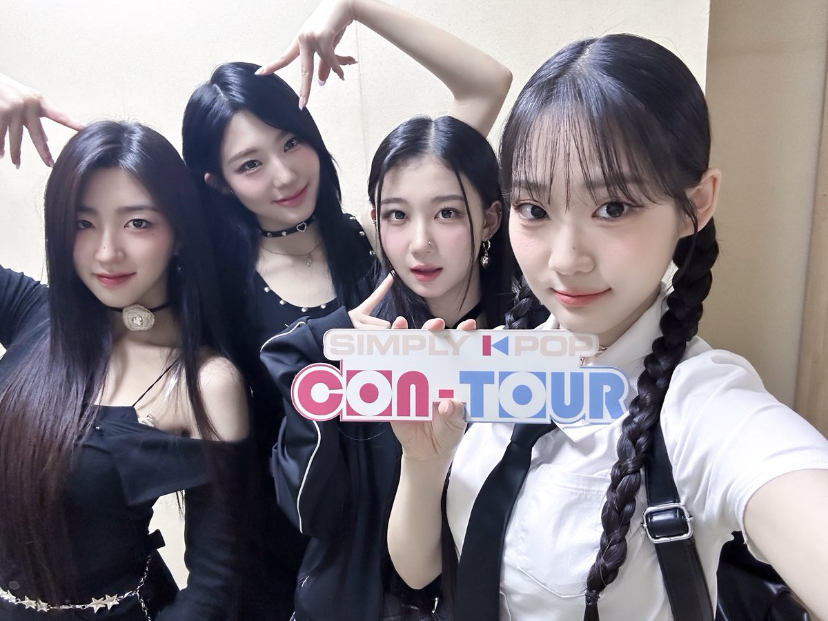 F42HUTBawAAfTYv?format=jpg&name=medium