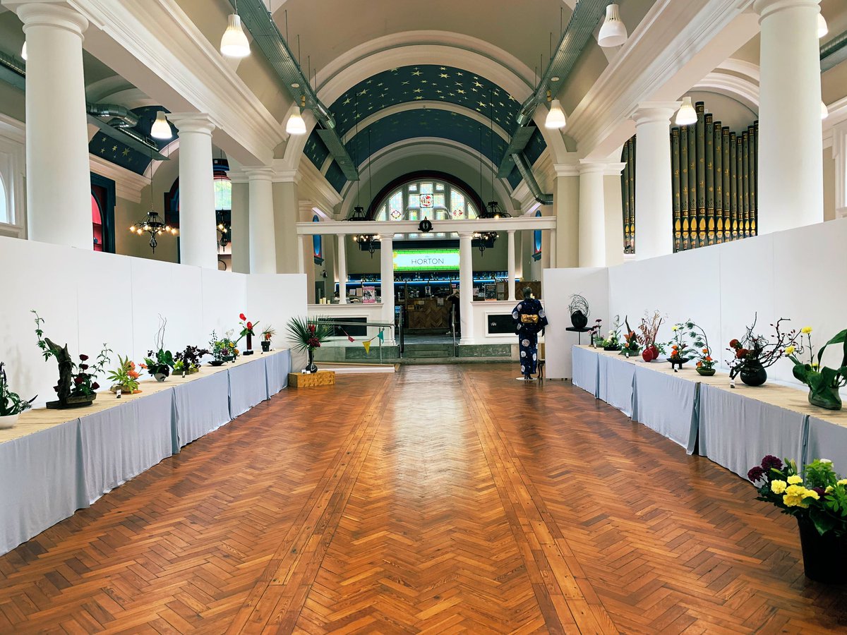 Don’t miss the Experience Ikebana Exhibition at The Horton #Epsom on until Saturday 2 Sept, 4pm. 
Free entry. Plus free demo on Friday eve with bar open until 10.30pm #ikebana #surrey thehortonepsom.org/events/experie…
