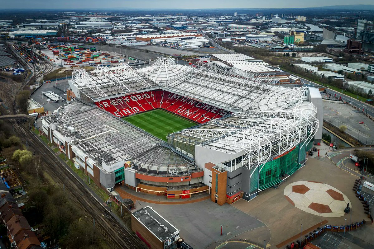 P_res19's tweet photo. Datemi l'Old Trafford e nessuno si farà male.
#ChampionsLeague
#drafts
#gateontour https://t.co/BYH0g9Fms9