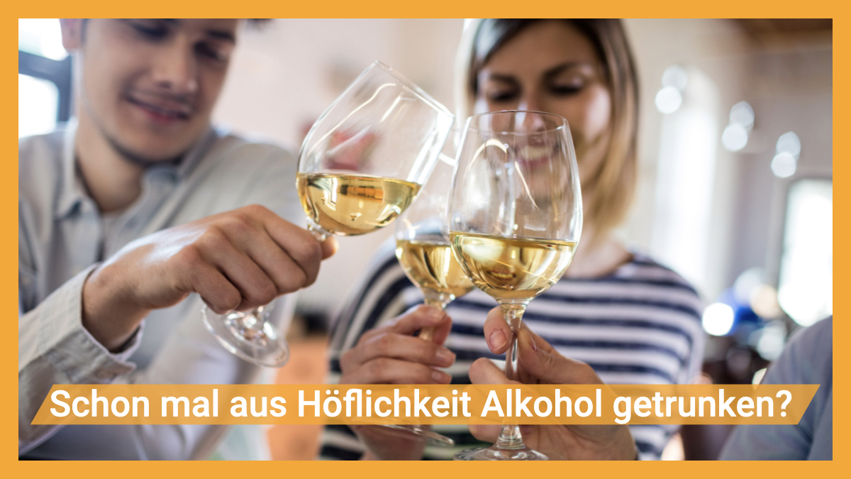 In #Gesellschaft kann es manchmal schwerfallen, auf #Alkohol zu verzichten. Generell gilt: Es ist immer in Ordnung, Alkohol abzulehnen – egal warum.
Trotzdem fällt das Neinsagen nicht immer leicht. Hier gibt's Tipps, wie ihr überzeugend ablehnen könnt: kenn-dein-limit.de/alkoholverzich…