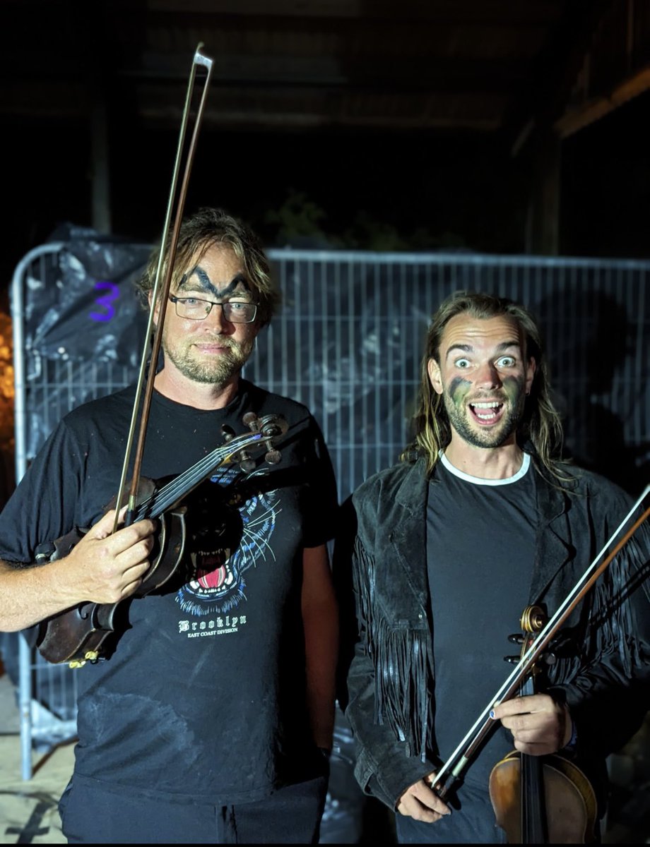 The Destroyers (@thedestroyers) on Twitter photo โ๏ธ<a href="/PurbeckFolk/">Purbeck Valley Folk Festival</a> Fest,you rocked our world!
๐ Thank-you all so much-it was our last date of the #summerfestival season & what a belter to finish on with so many awesome memories!
Stay tuned as we head into the autumn & weโll see you out there for more dancing & funtimes very soon! โ๏ธ<a href="/PurbeckFolk/">Purbeck Valley Folk Festival</a> Fest,you rocked our world!
๐ Thank-you all so much-it was our last date of the #summerfestival season & what a belter to finish on with so many awesome memories!
Stay tuned as we head into the autumn & weโll see you out there for more dancing & funtimes very soon!