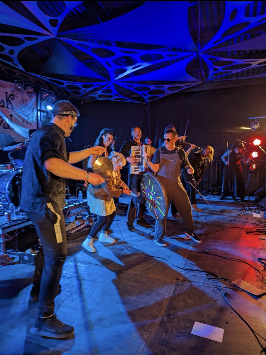 TheDestroyers's tweet image. ☀️@PurbeckFolk Fest,you rocked our world!
💜 Thank-you all so much-it was our last date of the #summerfestival season &amp;amp; what a belter to finish on with so many awesome memories!
Stay tuned as we head into the autumn &amp;amp; we’ll see you out there for more dancing &amp;amp; funtimes very soon!