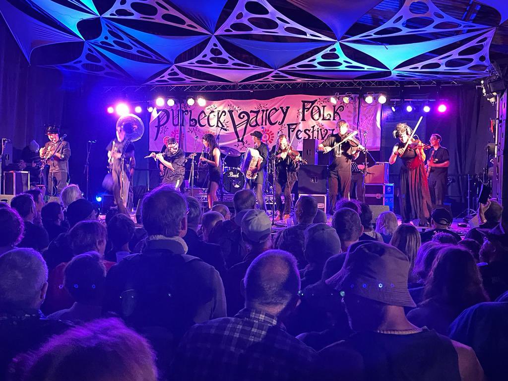 TheDestroyers's tweet image. ☀️@PurbeckFolk Fest,you rocked our world!
💜 Thank-you all so much-it was our last date of the #summerfestival season &amp;amp; what a belter to finish on with so many awesome memories!
Stay tuned as we head into the autumn &amp;amp; we’ll see you out there for more dancing &amp;amp; funtimes very soon!