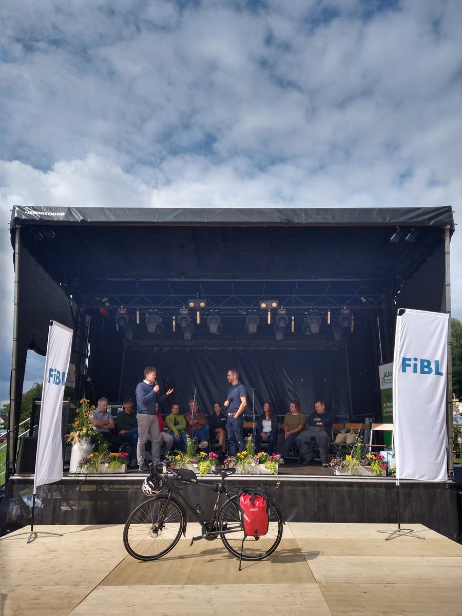 fiblorg's tweet photo. Die #FiBLKarawane ist erfolgreich zu Ende gegangen! Wir bedanken uns bei allen Teilnehmenden und Biobetrieben für ihre grossartige Unterstützung. Es war eine unvergessliche Reise 🚴♂️
#FiBL #bio #wissensaustausch https://t.co/OhhnIZpMfX