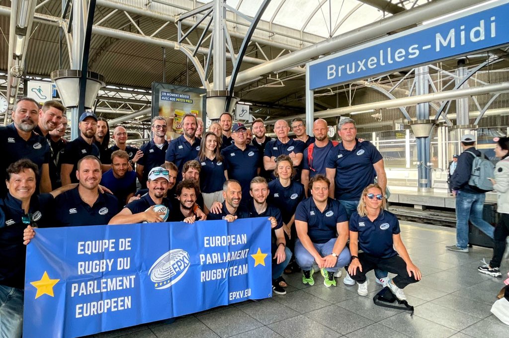 Europarl_Rugby's tweet photo. π And weβre off! π§πͺ β‘οΈ π«π·
π Thanks to all those whoβve made the πͺπΊ @Europarl_ENβs participation in the Parliamentary Rugby World Cup possible.
President @RobertaMetsola, we want to do Europe proud!
#PRWC #UnitedInDiversity #EPXV https://t.co/wfwN50dhxB