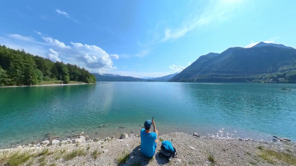 08.06.2023 Radstadt-Kochel

From beautiful mountain above Radstadt to Kochel in Germany. Grabbed beer with mate in Kochel and had a quick swim in beautiful alpine lake Walchensee. Will visit Kochel on my way back again!

#Nissan #eNV200 #Microcamper #ZeroEmission