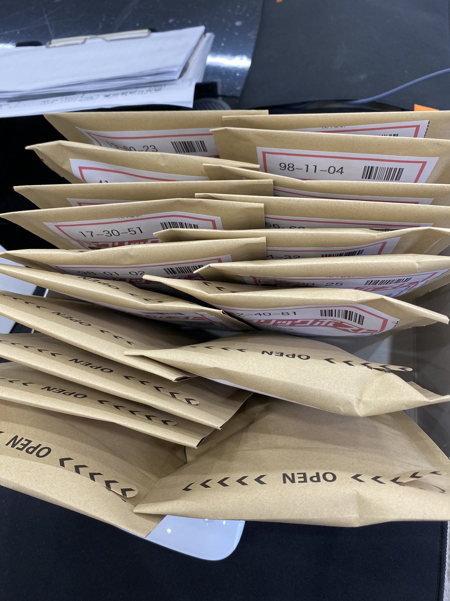 _ChillTown_'s tweet image. 15時までにご入金いただきました分投函完了です。

引き続き宜しくお願いします。

#thcb
#chilltown
#指定薬物部会