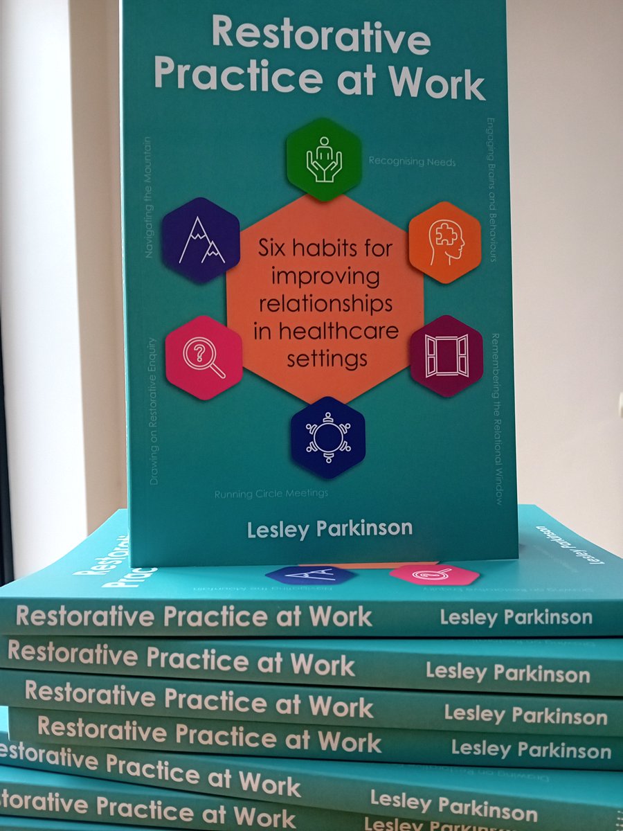 Lesley Parkinson 💙 tweet media