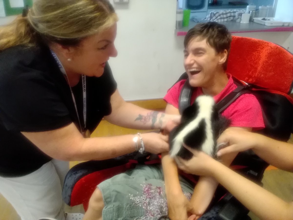 The people we support at our #Highcroft location had a recent visit from 'the Owl Man', who brought owls and a skunk to meet everyone. John gave a talk about the animals, and the session was a fun sensory experience for the people we support

#WirralEvolutions #SupportingPeople