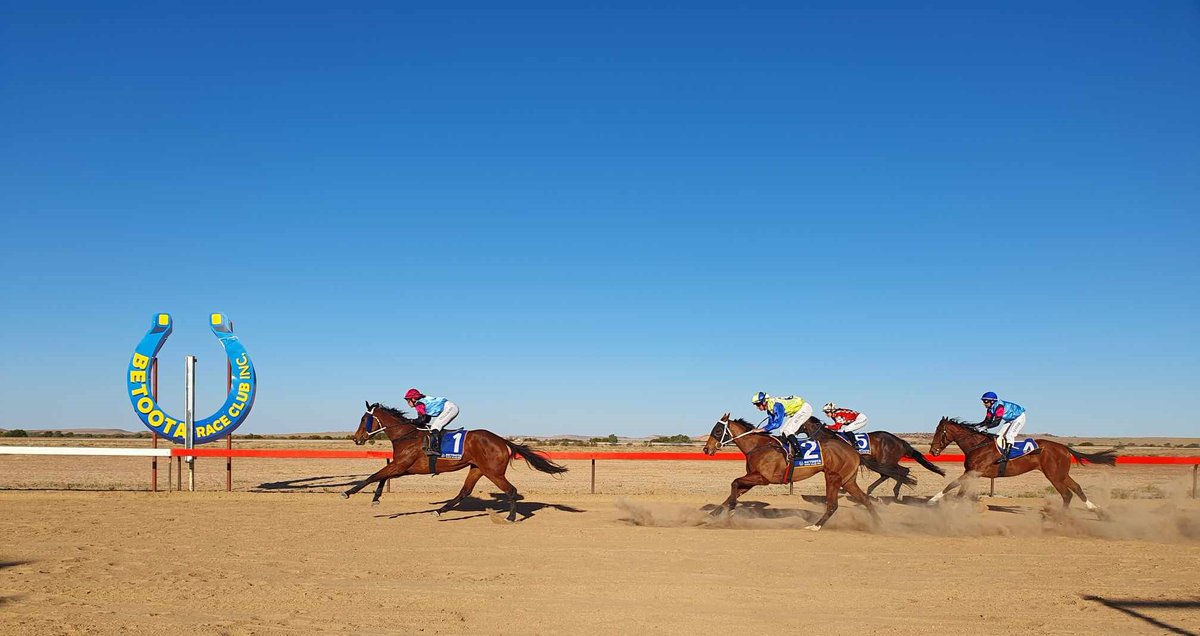 Four podcast guests in one photo at Betoota races.  Andrew Redston, Reggie Potts, jockey <a href="/JohnKeatingAU/">John Keating</a>  &amp; the star of the show Pottsy.  All now getting set for  <a href="/birdsvilleraces/">Birdsville Races</a> 
Latest podcast with John will be out soon! 
#birdsville #birdsvilecup #thepaddandpav