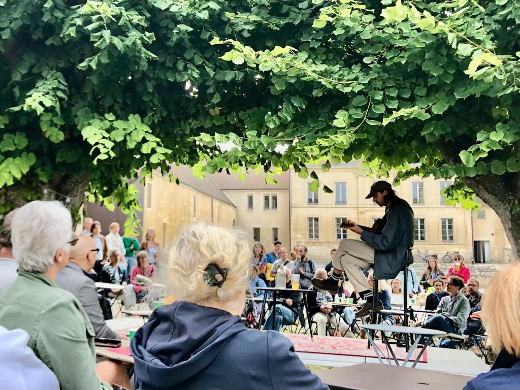 IMECArchives's tweet photo. [CONCERT]
Retour en images sur le concert de La Mante mercredi dernier à l'abbaye d'Ardenne.
#imecarchives #abbayedardenne #normandie https://t.co/5Iq86WpKQl