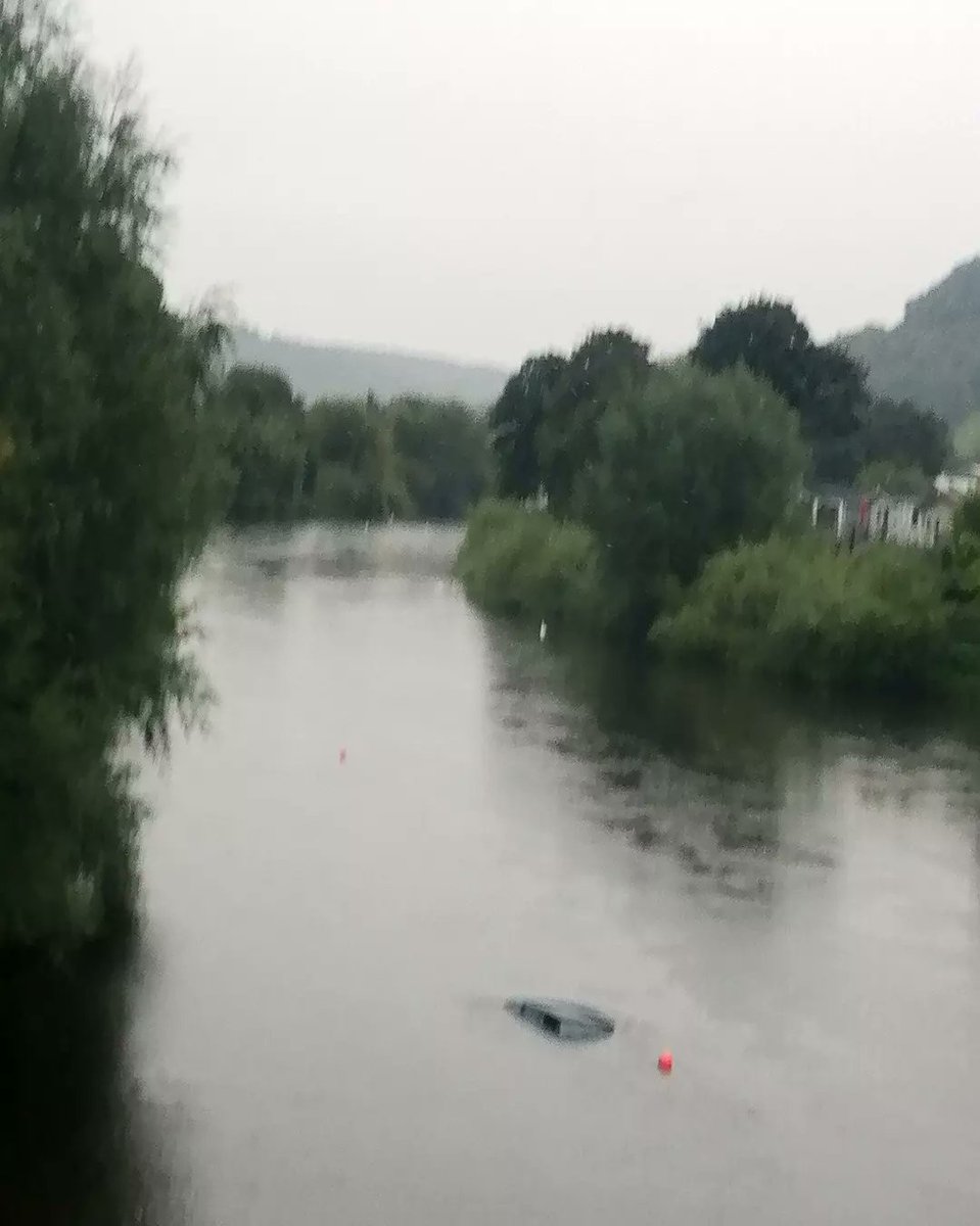 Kenny's Taxis tweet media