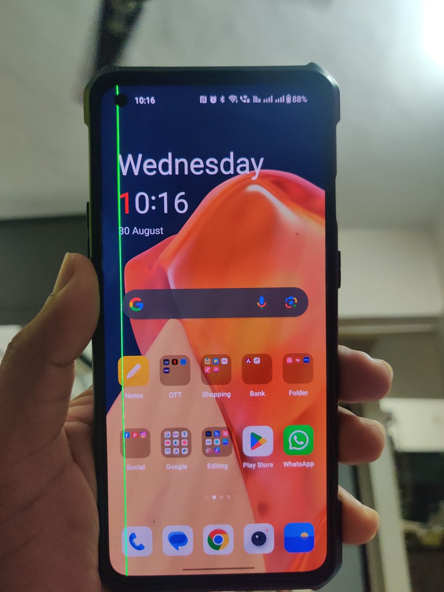 Roystan_Gomes's tweet photo. I am at the one plus store seawoods.
Two options
1- repair screen but the issue cab be back
2- exchange voucher for OnePlus9 is 19k.. 

It's funny coz the exchange voucher for plus plus 8 is 26k

Is this a joke... The voucher for 8 is more then 9

@OnePlus_IN @oneplus https://t.co/9Mtbuy0G4S