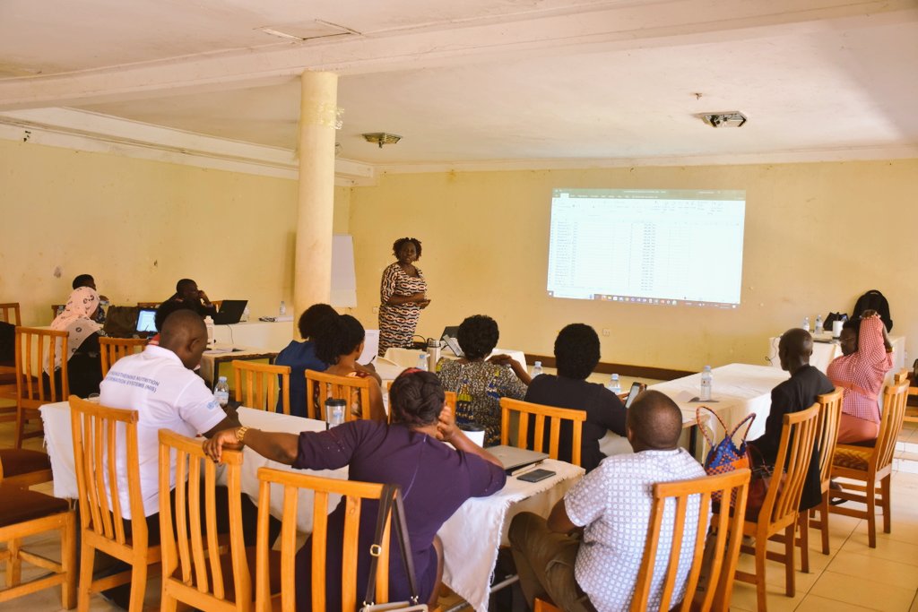 MNYPA1's tweet photo. Empowered and ready!After rigorous FP SMART Advocacy Training, Mbale District is set to make positive changes with increased Family Planning allocation by 28%, guided by @SRHRAllianceUg and @Jhpiego, along with the support of partners like @GenderHeroes
#MakeWayProject https://t.co/fBgdtMep0L