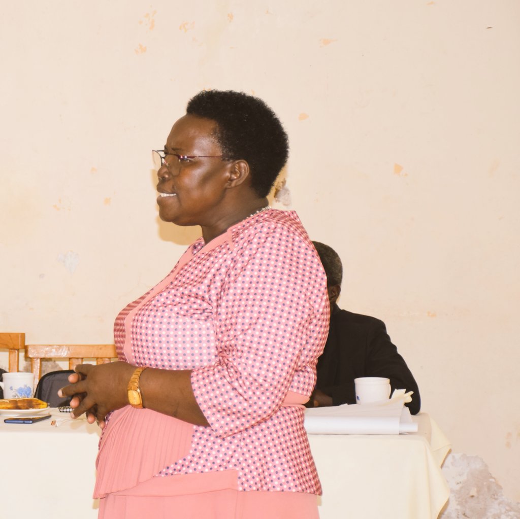 MNYPA1's tweet photo. Empowered and ready!After rigorous FP SMART Advocacy Training, Mbale District is set to make positive changes with increased Family Planning allocation by 28%, guided by @SRHRAllianceUg and @Jhpiego, along with the support of partners like @GenderHeroes
#MakeWayProject https://t.co/fBgdtMep0L
