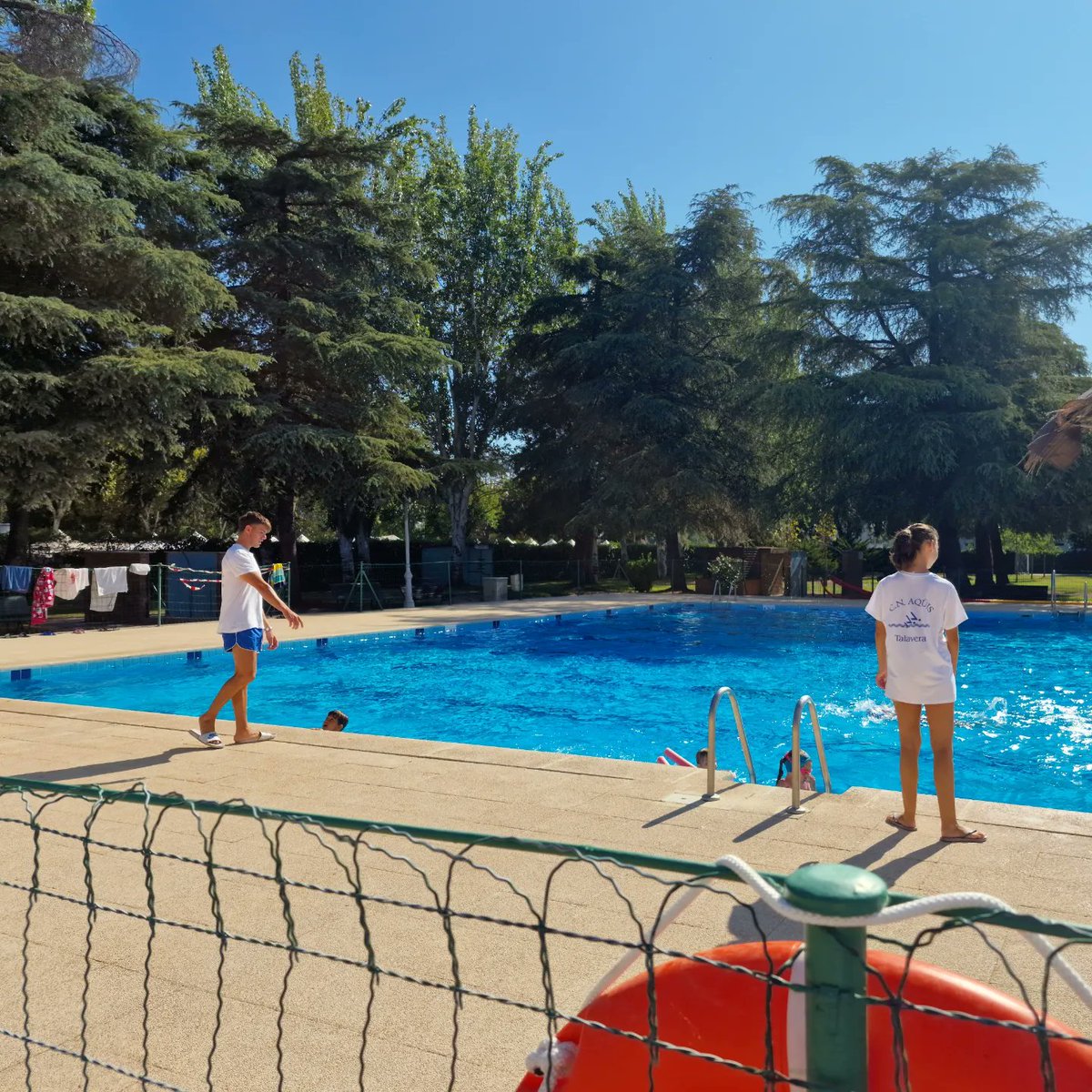 Cn_aquis's tweet photo. Ponemos fin a una gran campaña de verano 2023. Gracias a todos por la confianza depositada en nuestro club. Nos vemos a partir del 11 de Septiembre en las piscinas climatizadas.

Salud + Aprendizaje + Diversión = Natación.

#Natación
#ClubNataciónAqüis https://t.co/7D75OvKCAj