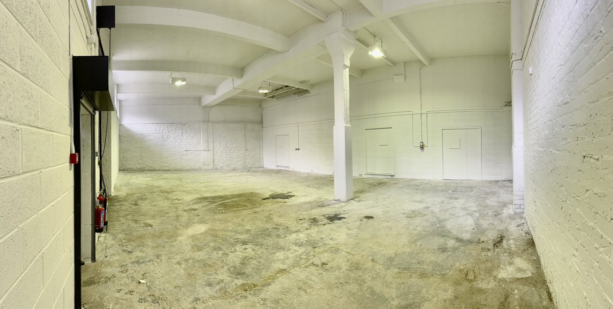 SBCDelph's tweet photo. Renovated industrial Unit To Let 

1,503ft, prime position at Saddleworth Business Centre, self contained with roller shutter door. 

High ceilings, allowing you to make the best use of space. 

Call 07956 316 854 for a viewing 

@Oldham_Hour @Tameside_Hour  #saddleworth #oldham https://t.co/jHozCNVWNN