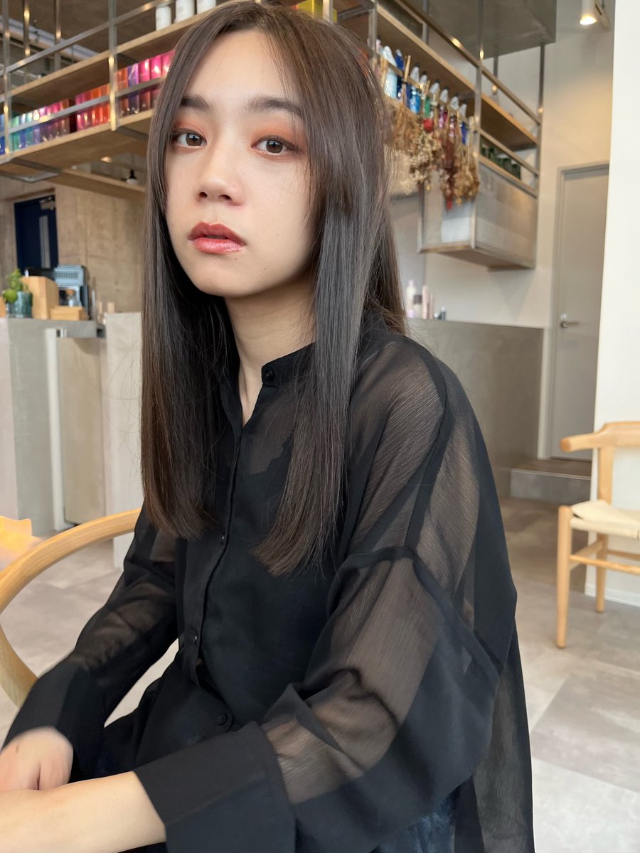 kyk__0205's tweet photo. 髪をと��るとぅるにしてもらいました✂︎ https://t.co/IpVDq9xWtb