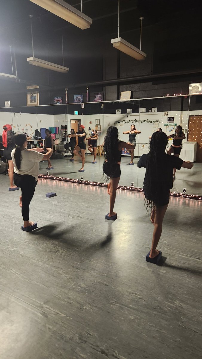 Christina Collins tweet media