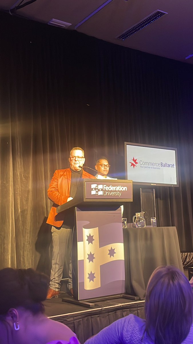 Kicking the night off with Mercure Ballarat Hotel and Convention Centre Restaurants,
Cafes and Pubs Business Award goes to… Hotel Canberra. Congrats team! #BallBEA2023
