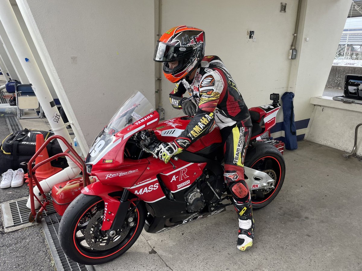 YZF-R1もCRF450も片腕でも乗れるユーザフレンドリーなバイクです

 #愛車のココ自慢したい