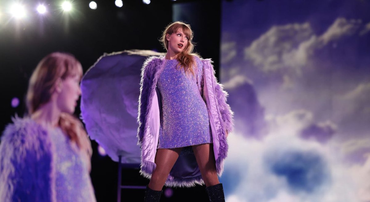 tswifterastour's tweet photo. 1 2 3 LETS GO B*TCH! https://t.co/smIjfF5cqN