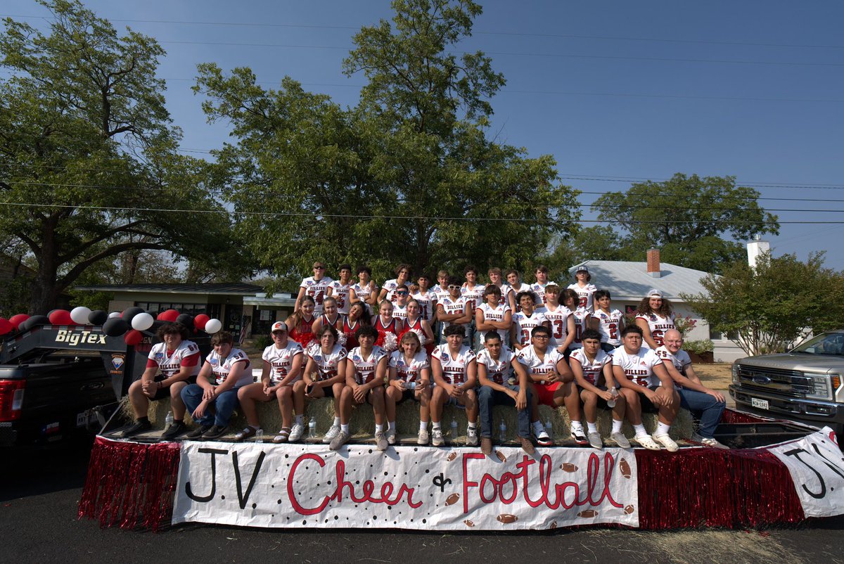 BillieFootball's tweet image. It’s game day at home for our sub varsity teams.

Freshmen White Team @ 4:00pm
Freshmen Red Team @ 5:30pm
JV @ 7:00pm

Come out and cheer on the Billies as we take on Canyon Lake! #WorkToWin @billiesports