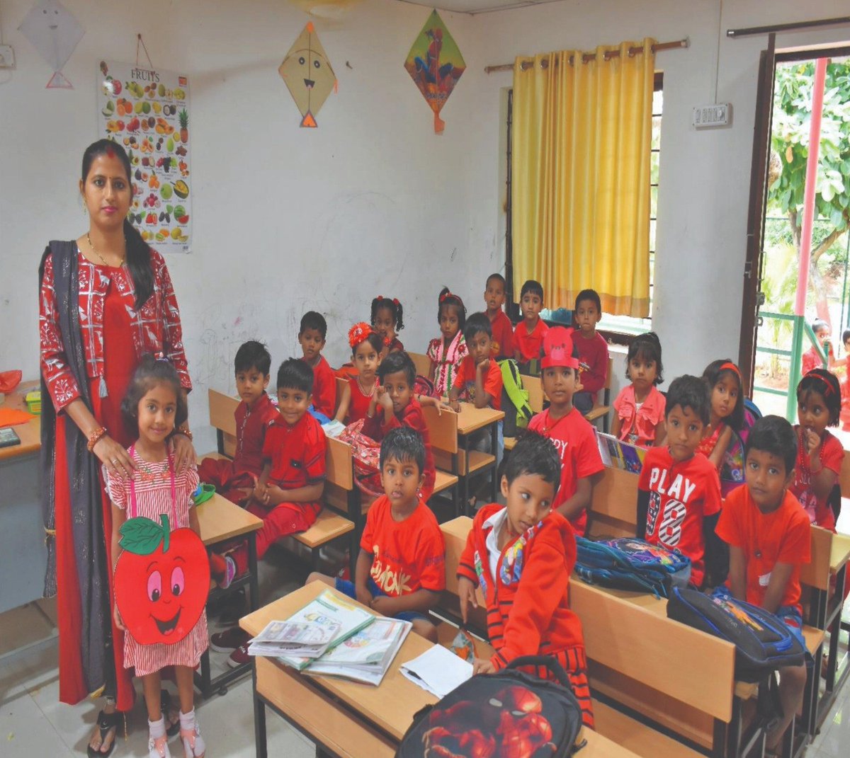 BWWA_India's tweet photo. Under the banner of #BWWA, Ankur Play Schools are nurturing #FutureofIndia.
Red Colour celebration was done on 10 Aug'23 at @BSF_CEDCO Bengaluru. Children were looking very beautiful. Shades of red made them feel bright, alive and happy.
#HappyLife https://t.co/p2jyVhYYj7
