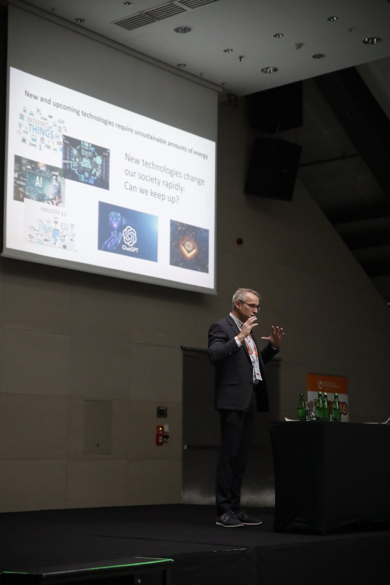 36th European Conference on Surface Science tweet media