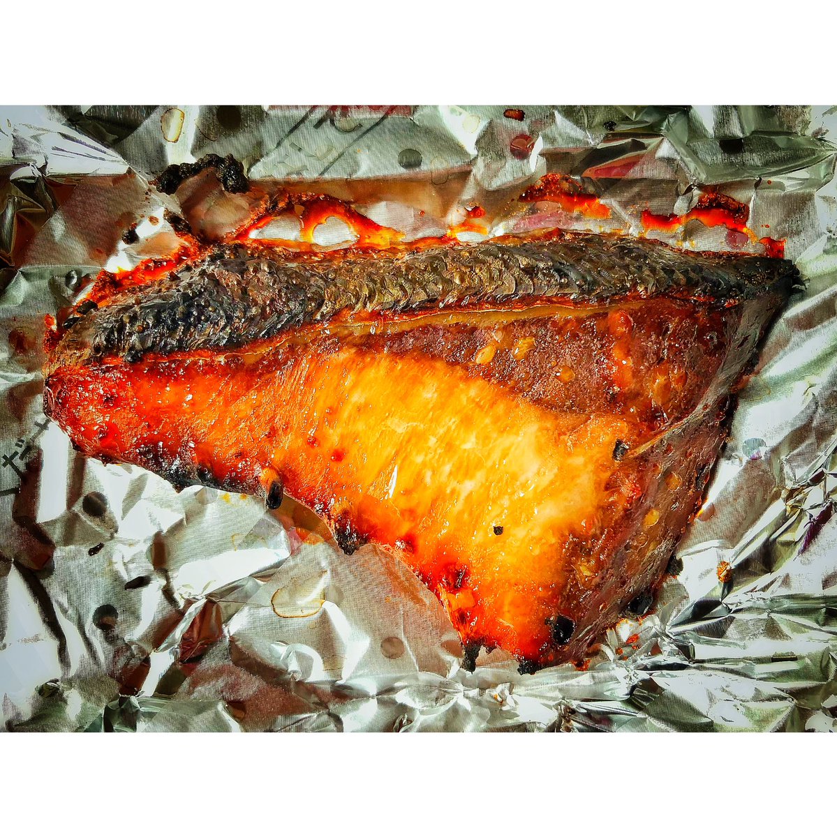kikutaroid's tweet photo. 焼魚
#鰤 #味醂干し #できあい #yellowtail #sundriedfishseasonedmirinandsoysauce #readymade
#お弁当 #bento
#ovengrilled https://t.co/1jX5vMvCIB