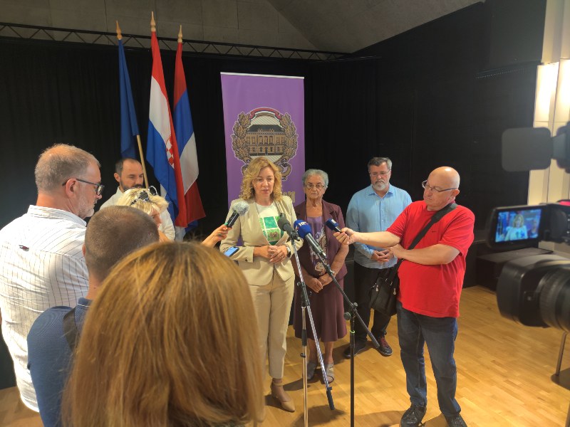 srbi_hr's tweet photo. „ТРЕБА УБРЗАТИ ПРОЦЕСЕ И ЕКСХУМАЦИЈЕ И ИДЕНТИФИКАЦИЈЕ“

Српско народно веће и Заједничко веће општине организовали су јуче у Вуковару састанак са представницима удружења Против заборава након чега је уследила конференција за медије.

https://t.co/cLSkd7jf5t

#Serbs #Croatia https://t.co/FBoRRG1kBc