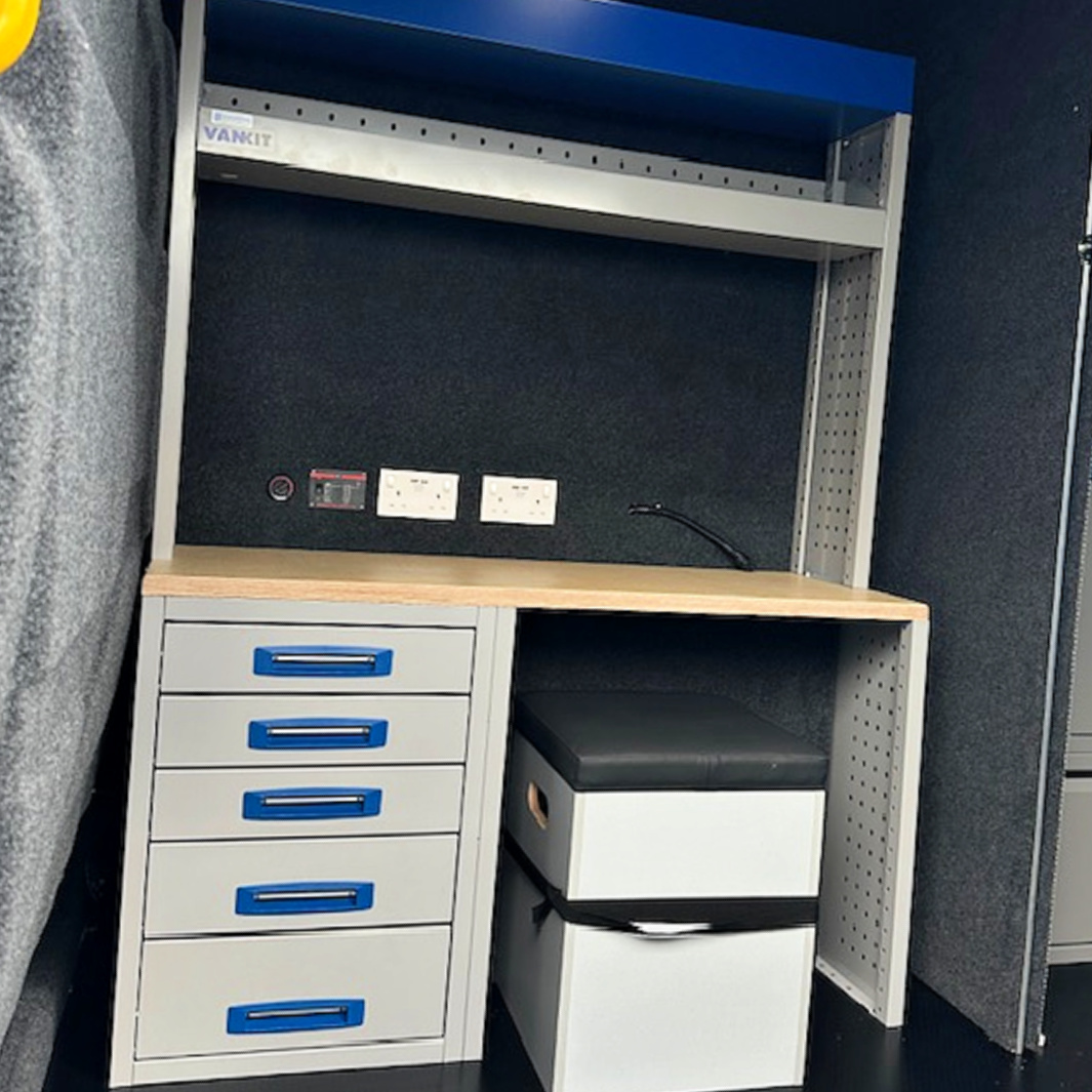 vehicleaccltd's tweet image. Introducing the enhanced Ford Transit, now equipped with an array of premium additions to elevate its functionality.
Contact us now for a FREE quote:
📞 0117 379 0279
📧 sales@vehicle-accessories.net
#vehicleaccessories #vanracking #polylining #vankit #vankitracking #locks4vans