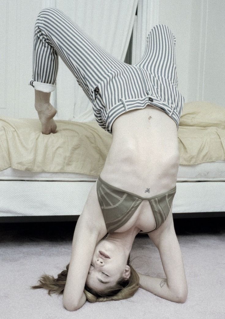 marnaexistence's tweet photo. Thinspo time! 

#thinspo #edtwt https://t.co/Go2AVa0pUx