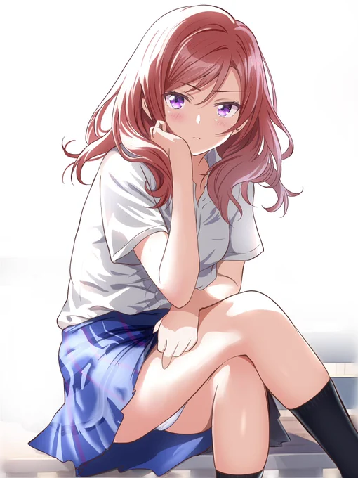 真姫「な、なによ……?」 