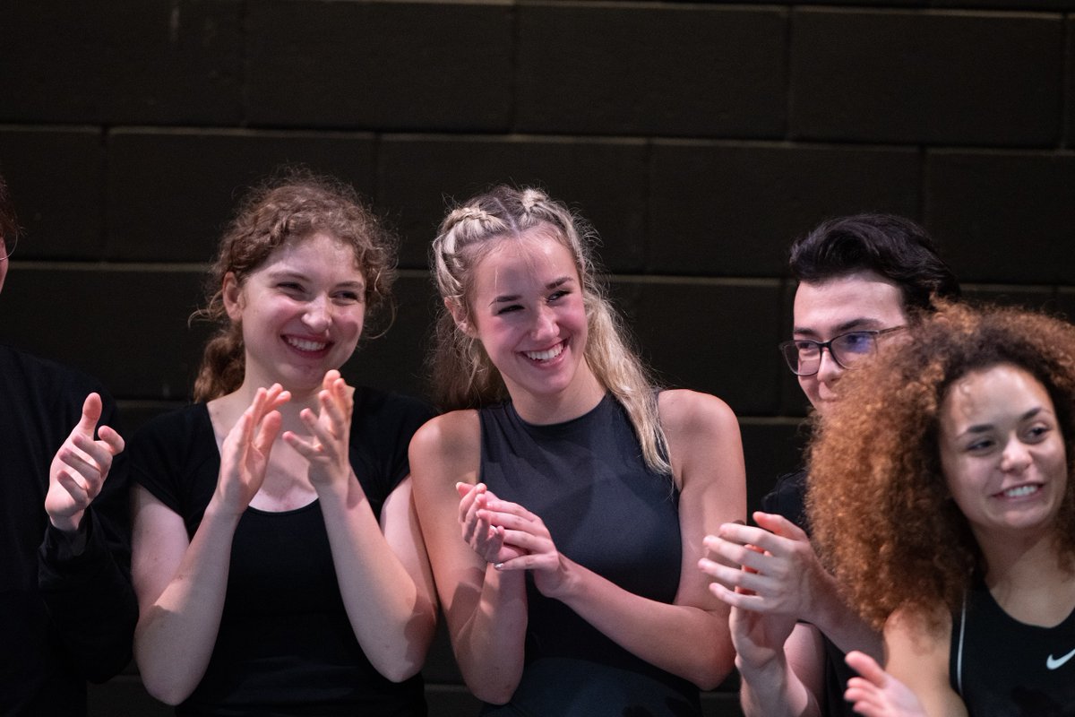 NAEducation's tweet image. Another hugely successful Juilliard summer comes to an end 🎶
These really are transformative learning experiences and we’re so proud to be working with Juilliard to deliver these workshops for Nord Anglia students 💙
#NordAngliaEducation #CreateYourFuture #NAExJuilliard
