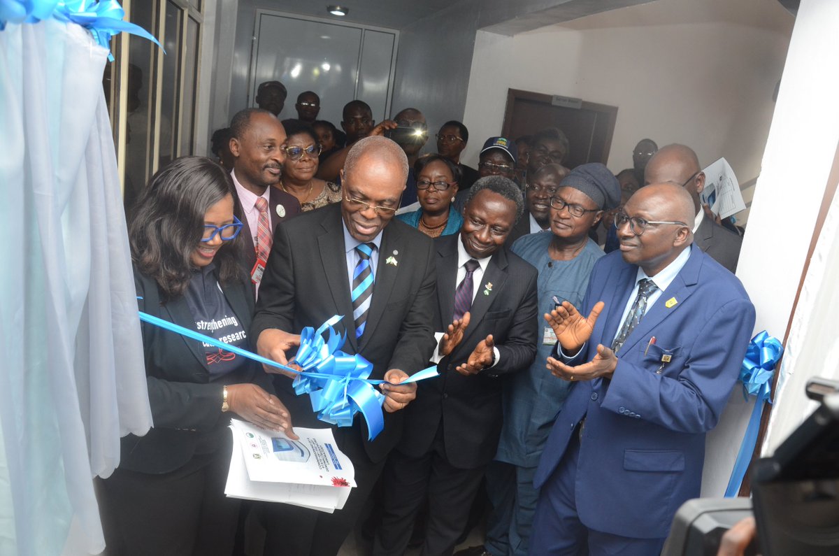 eHealth_africa's tweet photo. 🇳🇬 Polio-free status is a significant stride, but Variant Poliovirus Type 2 still lingers.
We worked with WHO + BMGF to boost Ibadan's Sequencing Lab, aligning with the 2022-2024 Global Polio Surveillance Action Plan.
Learn more⬇️
https://t.co/4ETjBKG2Si
#WeareHA https://t.co/TCcFZDSQ3W