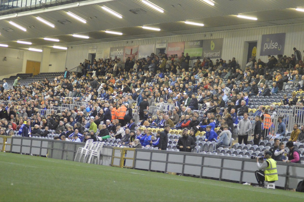 WorcsRaidersFC's tweet photo. Thank you Worcester 👏 

Last night was an amazing occasion, the result may of not went our way but the day was nothing short of incredible.

Each side had over 1000 fans supporting their side with a total attendance of 2475. Wow. 

Congratulations to City, Round 2 Boxing Day? https://t.co/SVer9dMecp