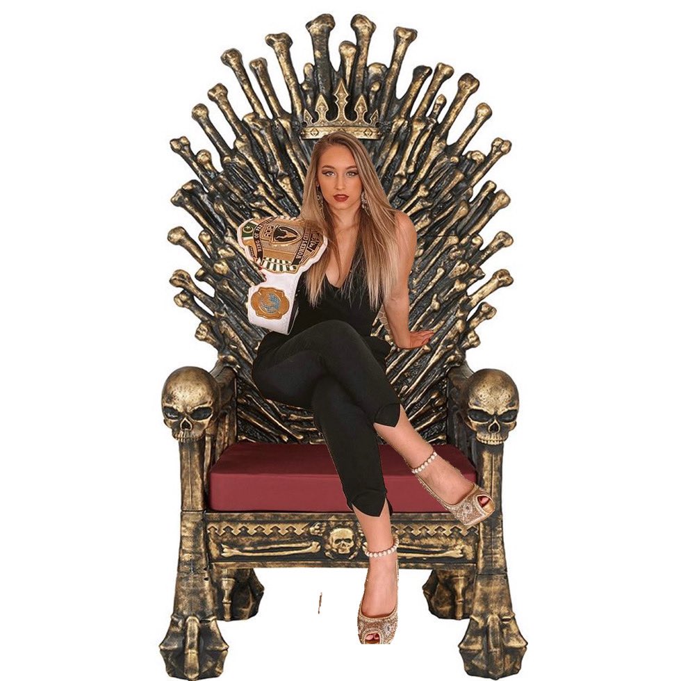 @MilaSmidt I made this for you. A true throne for a real queen 👑👑👑 #beltcollector #queenofpakistan #historymaker