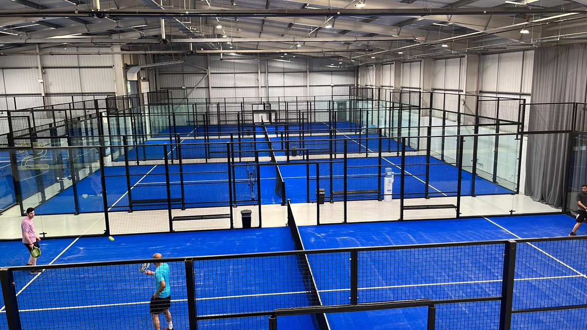 What a fabulous looking club the guys at <a href="/thepadelhub/">The Padel Hub</a>  have created at their brand new site in Slough! 👏 🙌

Delighted to have been part of the project supplying 5 x Blue PadelPro™ courts which look absolutely incredible! 😍