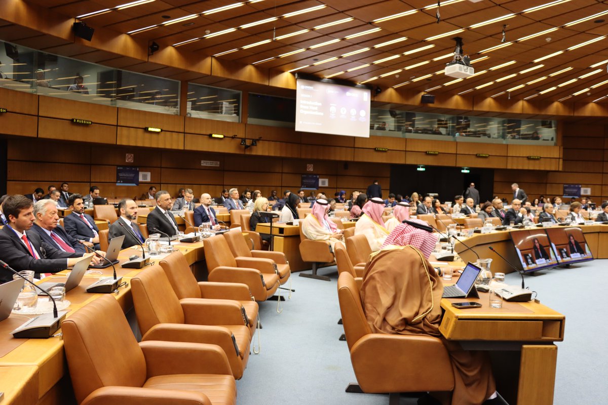 IACA_Academy's tweet photo. "We found that there needs to be investment in research in #corruption measurement. We found that there is some data but data is inaccessible in measuring illicit financial flows"
- @LizDavidBarrett at panel session 1 at the Global Conference on #CorruptionMeasurement
#UNCAC20 https://t.co/TiXQo8wXps