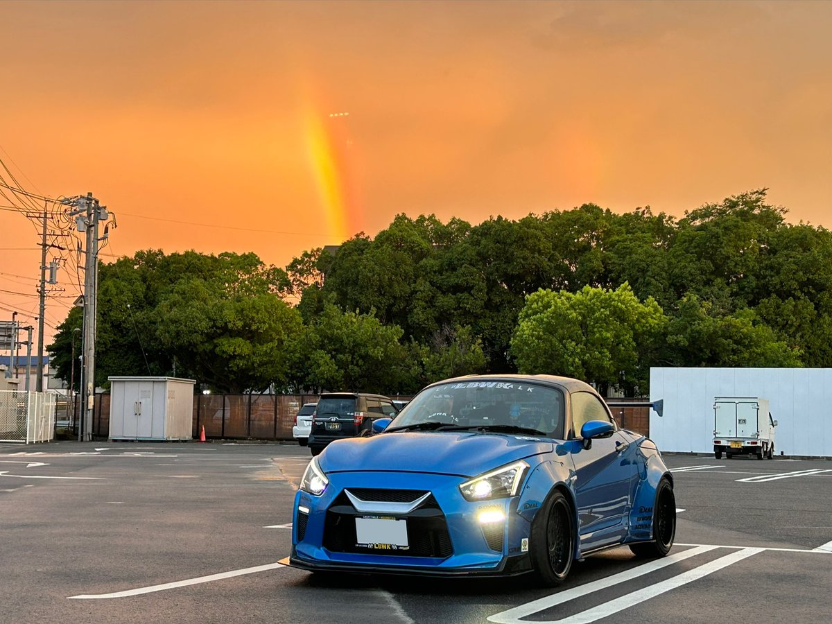 lbwk_koyaji's tweet photo. #8月を写真4枚で振り返る
1枚目→COP出発前
2枚目→Libertywalk 原宿店
3枚目→トヨスタPにて
4枚目→半田の海辺で
#libertywalk
#libertywalkkato
#lbworks
#lbnation
#copengtk
#la400k
#copengarage https://t.co/5FqvDt6lbB
