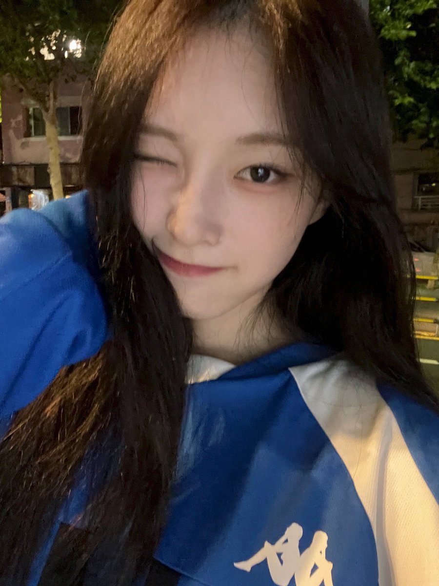 iMe_Dreamnote's tweet image. 윙크 폭탄 🩵🩵🩵😘😉😘 

#드림노트 #DreamNote #라라 #Lara