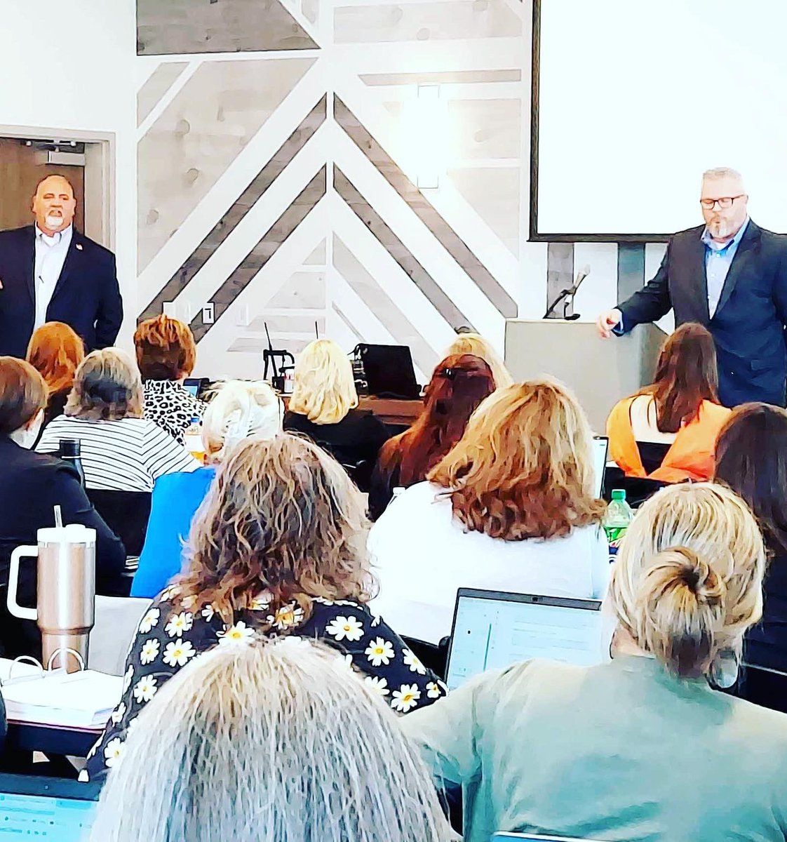 DPJConsulting's tweet photo. We are grateful for the opportunity to speak to the fantastic public servants of the Kentucky Municipal Clerks Association! Thank you!
#backgroundcheck #backgroundscreening #fyp #knowledge #hiringnow #HiringDecisions #informedhiring #RIPS #KMCA https://t.co/MXRZlgjzmY