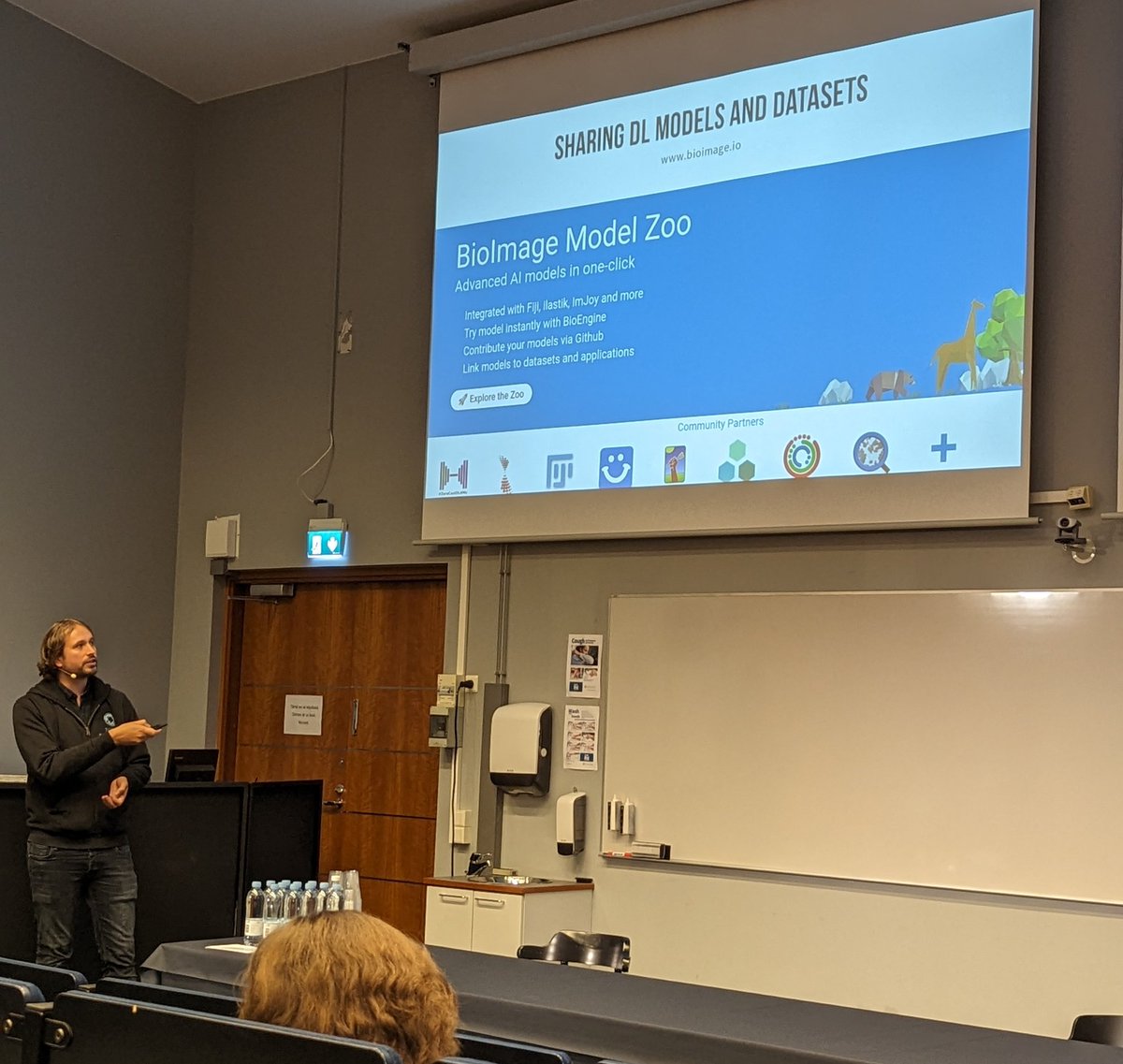 Susanne Vainio 🇺🇦 (@susannevainio) on Twitter photo #Cancer #researcher @guijacquemet from <a href="/AboAkademi/">Åbo Akademi University</a> is sharing info about the benefits of <a href="/AI4LifeTeam/">AI4Life Team</a> and Bioimage Model zoo <a href="/bioimageio/">BioImage.IO</a>, such as interoperability between the various tools 🦒 #Cancer #researcher @guijacquemet from <a href="/AboAkademi/">Åbo Akademi University</a> is sharing info about the benefits of <a href="/AI4LifeTeam/">AI4Life Team</a> and Bioimage Model zoo <a href="/bioimageio/">BioImage.IO</a>, such as interoperability between the various tools 🦒