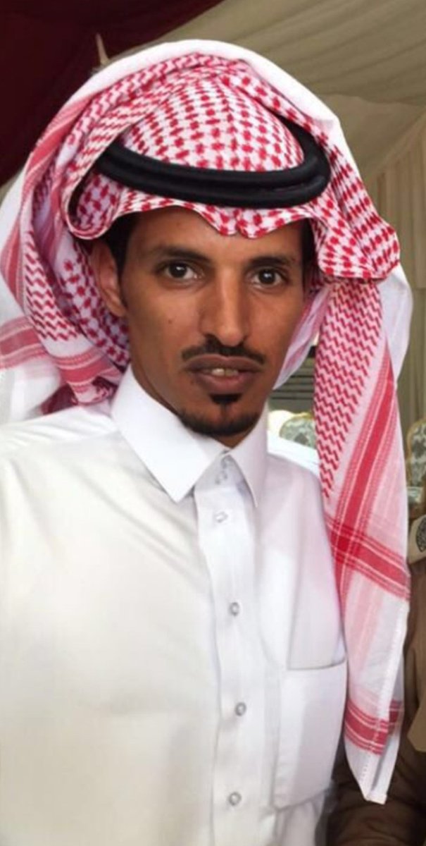Abo__shleweh's tweet photo. لاصار ماتاقف لاجاء الماقف الحرج
لاتشغل العالم........... ويدّك قصيره
لاتحسبن الطيب في....(زايد الهرج) 
الهرج ماودّا الرياجيل.........( ديره )
الشاعر/ناشي الحميداني https://t.co/sV3QuHTuR9